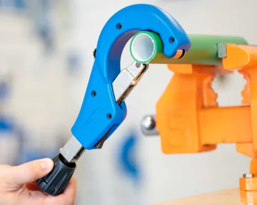 Jonard - TC-300 - Tube Cutter for 1/4" (6.3mm) to 3" (76mm) OD Tubes.