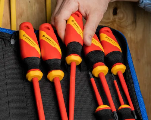 Jonard - TK-70INS - 7 Piece Insulated Screwdriver Kit