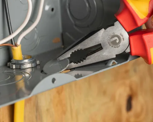 Jonard - INP-1072 - Lineman's Combo Plier 7 1/4" Insulated