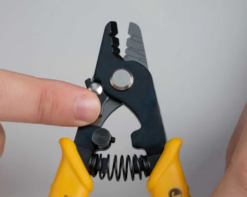 Jonard Tools - JIC-375 - Fiber Optic Stripper - Three Hole
