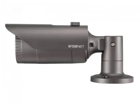Hanwha - QNO-7012R - Wisenet Q network outdoor vandal bullet camera, 4MP @30fps, 2.8mm fixed focal lens (107°), triple codec H.265/H.264/MJPEG with Wisestream II, 120dB WDR, IR LEDs range 65', motion detection, tampering, defocus detection, hallway V
