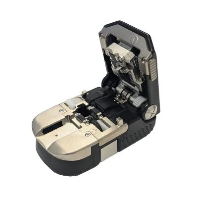 GoSimplyConnect - SF-FCMC - One-step fiber cleaver with auto-rotating (45K) adjustable blade for single, multi mode and up to 12 ribbon fiber - 1ea/Box