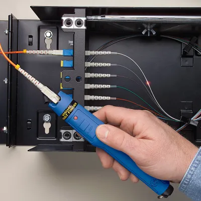 GoSimplyConnect - ST-VFF5 - Fiber Optic Cable Visual Fault Finder with 2.5mm universal adapter for ST, SC & FC Connectors