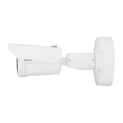 Hanwha - XNO-C9083R - Powered by WN7, Outdoor Network AI IR Bullet Camera, 4K resolution @ 30FPS, 4.4~9.3mm(2.1x) (112.1°~47.5°) motorized varifocal lens, Triple codec (H.265/H.264/MJPEG), IR viewable length 40m (131.2ft), USB port for easy installat