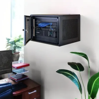 Cyber Power - PDU41002 - Switched PDU 20A 120V NEMA (L)5-20P input 8 NEMA 5-20R output 12ft cord 1U